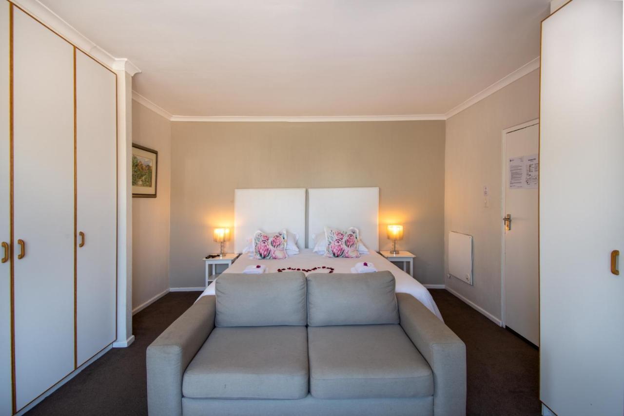 Saffron House Guesthouse ケープタウン エクステリア 写真