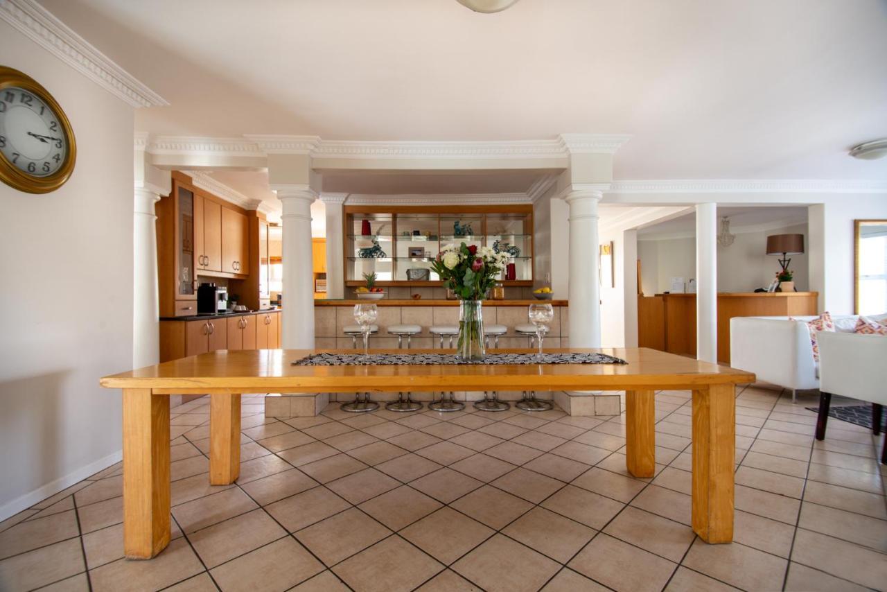 Saffron House Guesthouse ケープタウン エクステリア 写真