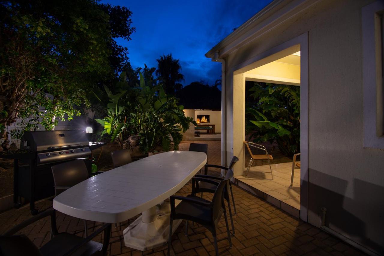Saffron House Guesthouse ケープタウン エクステリア 写真