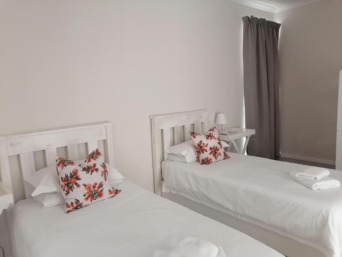 Saffron House Guesthouse ケープタウン エクステリア 写真