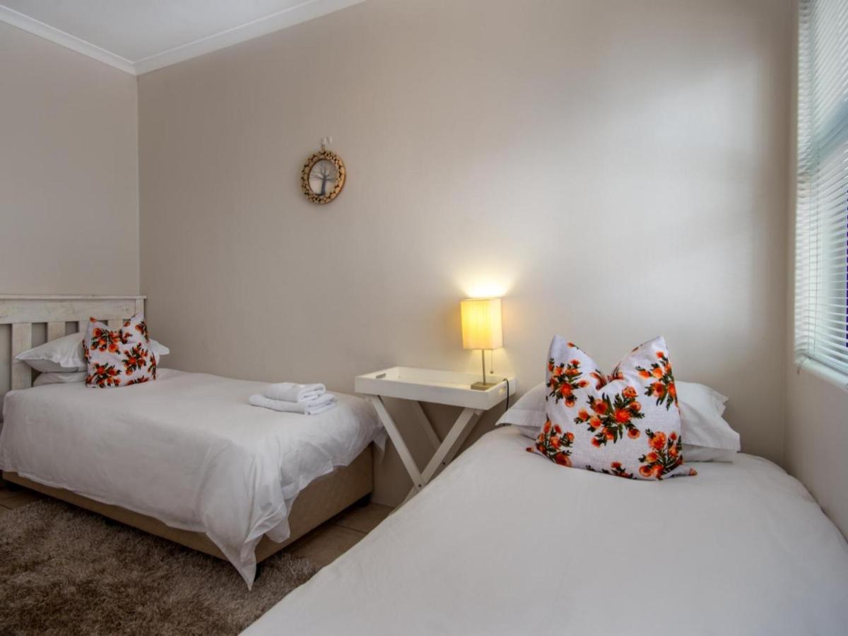 Saffron House Guesthouse ケープタウン エクステリア 写真